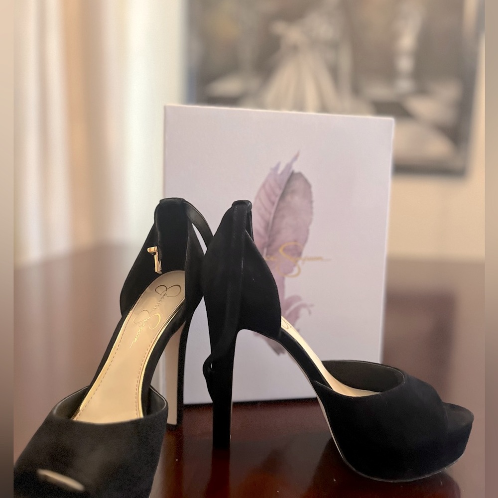 Black suede 5.5 heel sandal